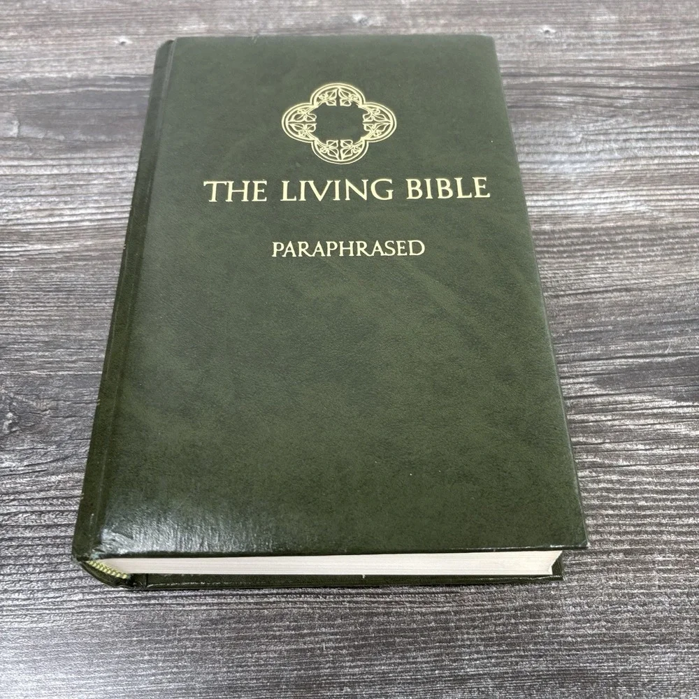 The Living Bible Paraphrased 1981 Green Hardcover Tyndale Vintage 70s 80s